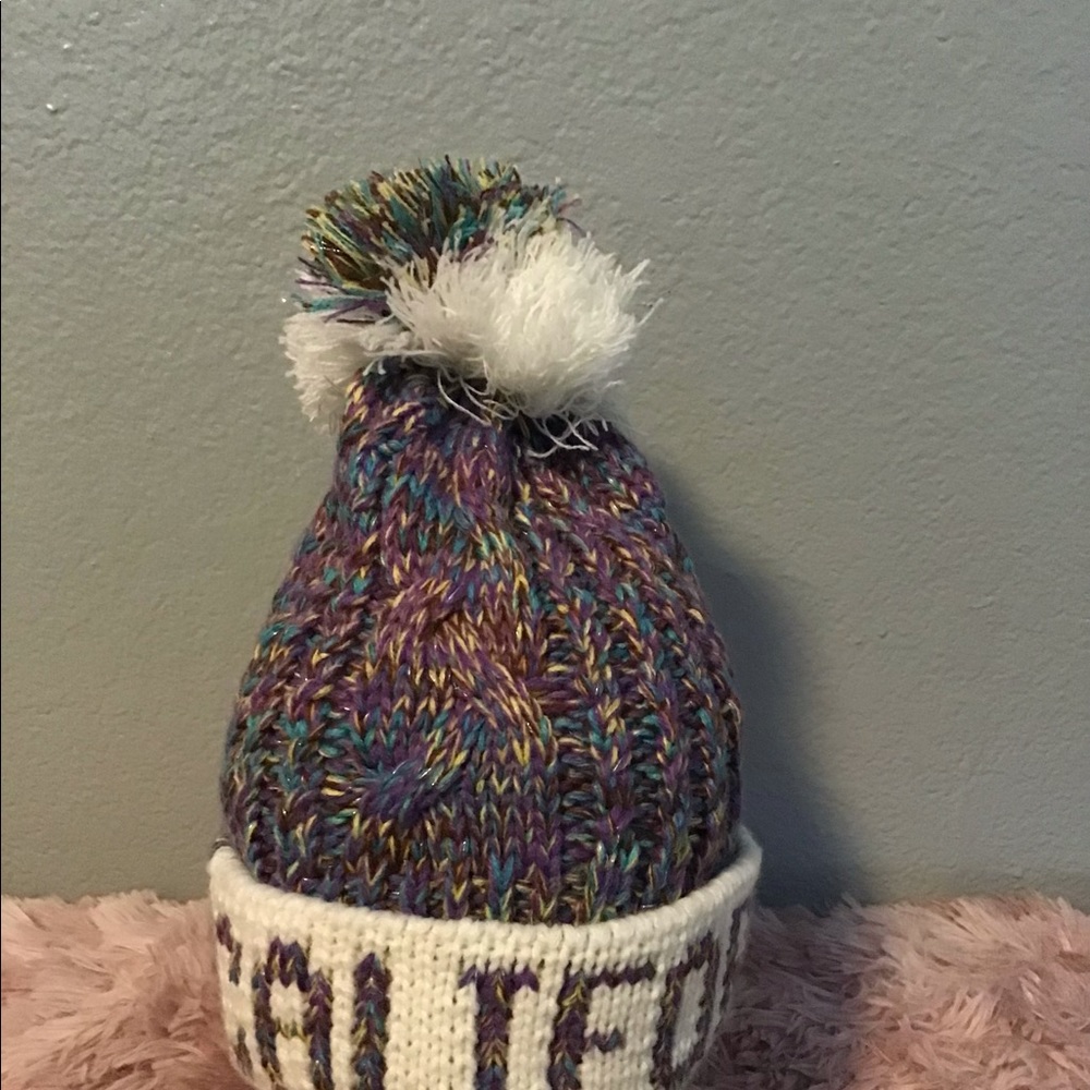 Robins Ruth California Knitted Hat - Picture 5 of 5